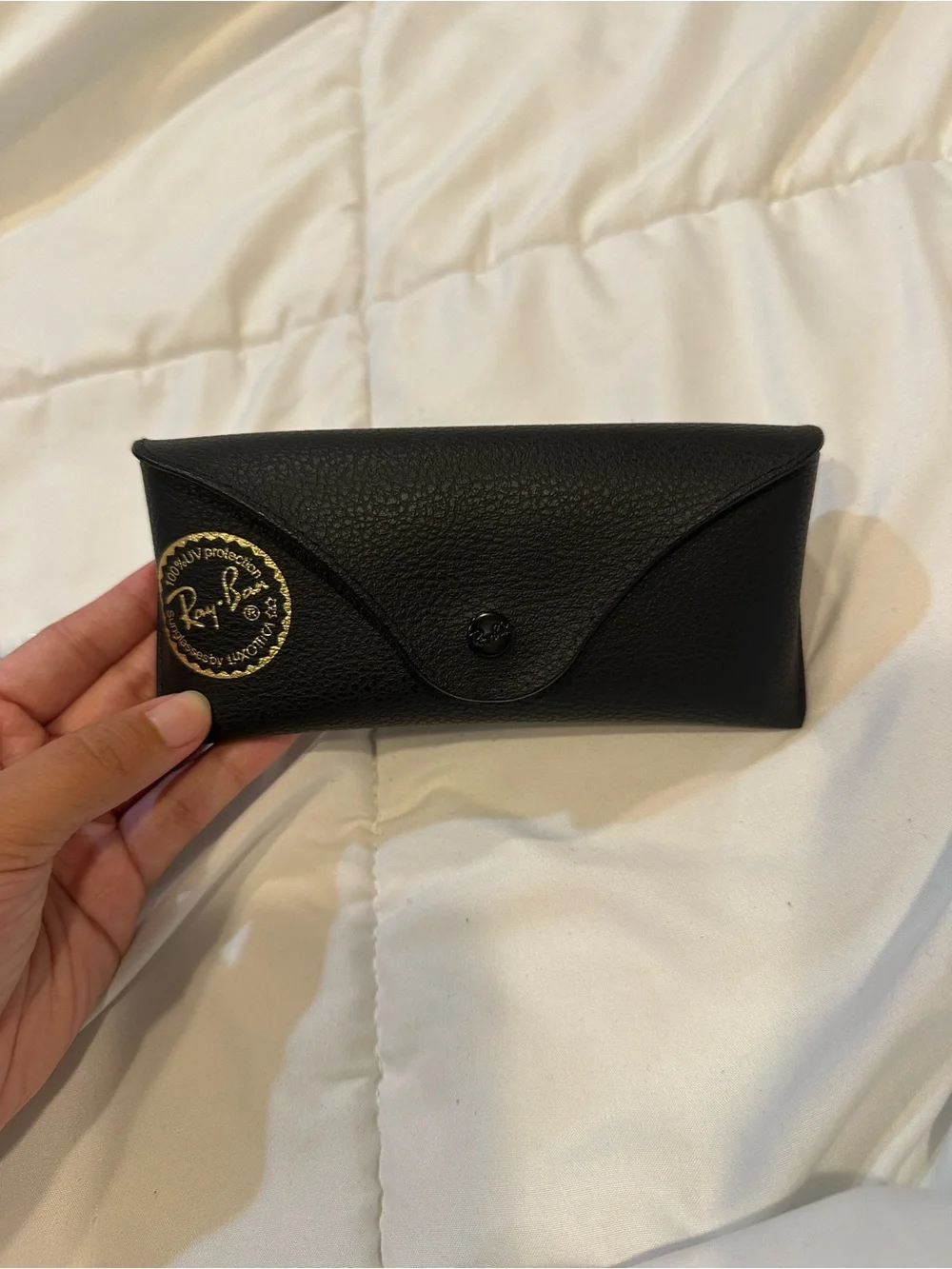 Oval Ray-Bans Sunglasses
